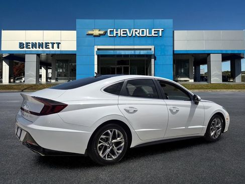 Used 2023 Hyundai Sonata SEL w/ Convenience Package FWD image 6