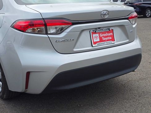 Used 2024 Toyota Corolla LE FWD image 14