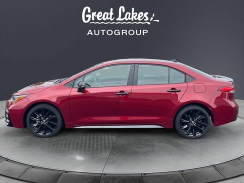 Used 2022 Toyota Corolla SE w/ Carpet Mat Package (TMS) FWD image 2