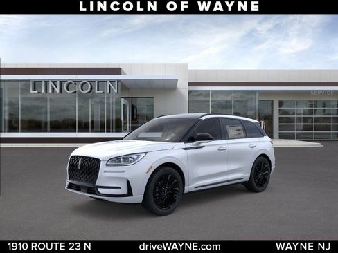 New 2026 Lincoln Corsair Reserve w/ Jet Appearance Package AWD/4WD image 1
