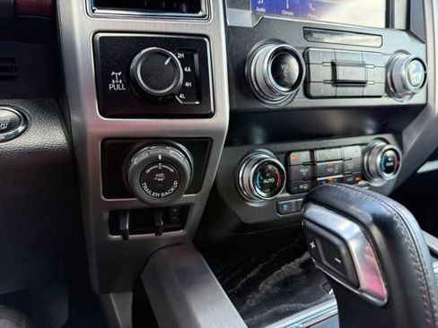Used 2019 Ford F150 Platinum w/ FX4 Off-Road Package AWD/4WD image 19