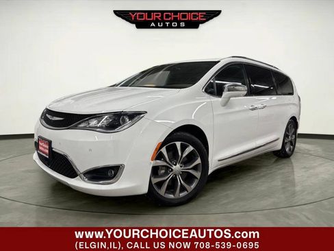 Used 2017 Chrysler Pacifica Limited FWD image 1
