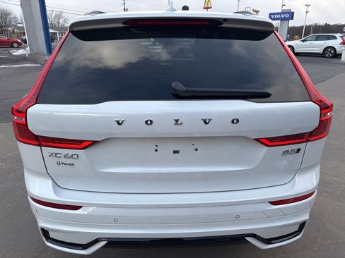 Certified 2025 Volvo XC60 B5 Plus image 6