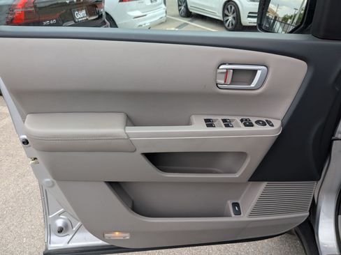 Used 2014 Honda Pilot EX-L image 12