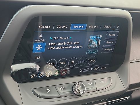 Used 2021 Chevrolet Camaro LT w/ RS Package image 17