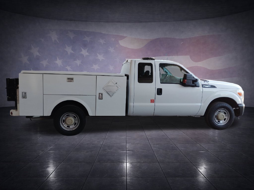 Used 2016 Ford F250 XL w/ Power Equipment Group RWD image 8