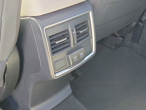 Certified 2024 Subaru Forester Premium AWD/4WD image 16