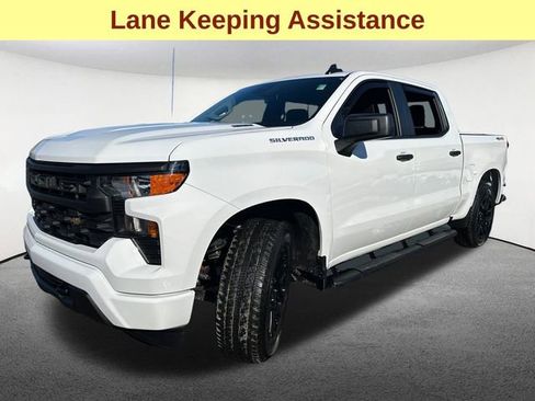 Used 2025 Chevrolet Silverado 1500 Custom image 5