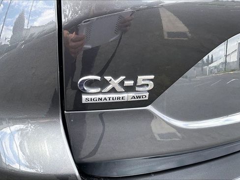 Used 2024 MAZDA CX-5 Signature AWD/4WD image 29