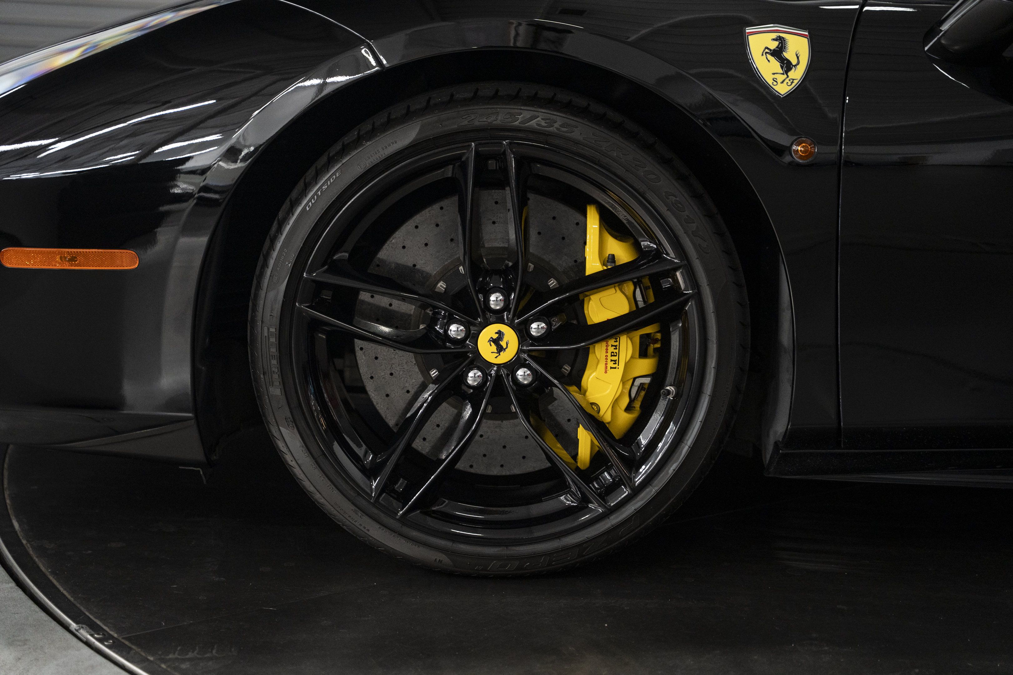 Used 2018 Ferrari 488 Spider RWD image 21