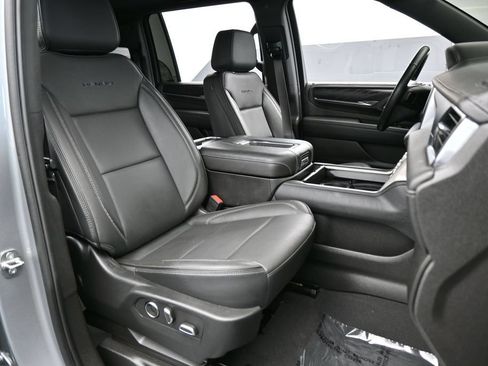Used 2024 GMC Yukon XL Denali RWD image 58