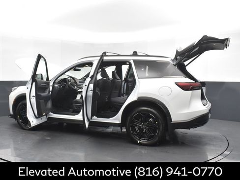 Certified 2026 INFINITI QX60 Sport w/ Dark Cargo Package image 38