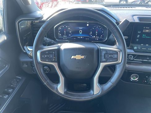 Used 2023 Chevrolet Silverado 1500 LT image 13