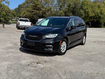 Used 2021 Chrysler Pacifica Touring-L
