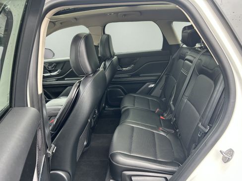Certified 2023 Lincoln Corsair AWD w/ Equipment Group 101A image 10