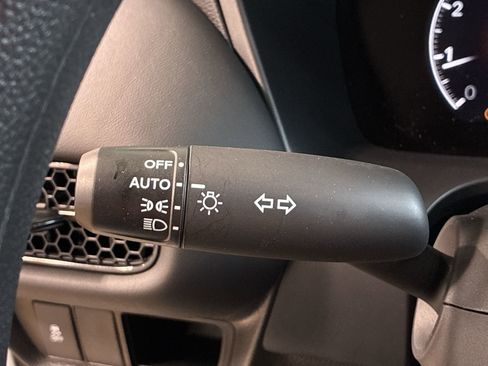 Certified 2026 Honda HR-V LX image 27