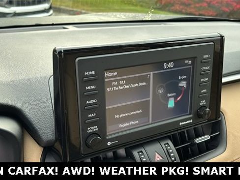 Used 2022 Toyota RAV4 XLE Premium image 14