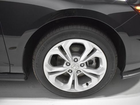 Used 2025 Honda Accord LX image 10