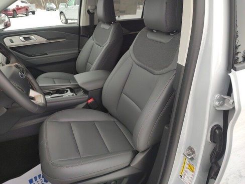 New 2026 Ford Explorer Active w/ Active Comfort Package AWD/4WD image 18