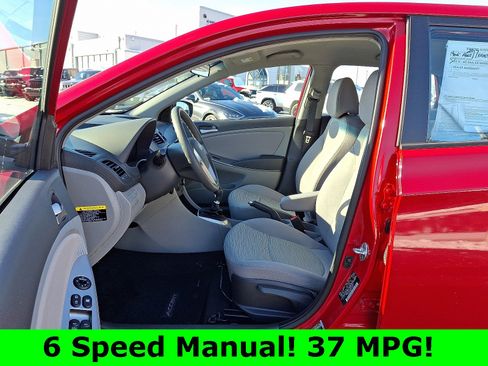 Used 2017 Hyundai Accent SE image 14