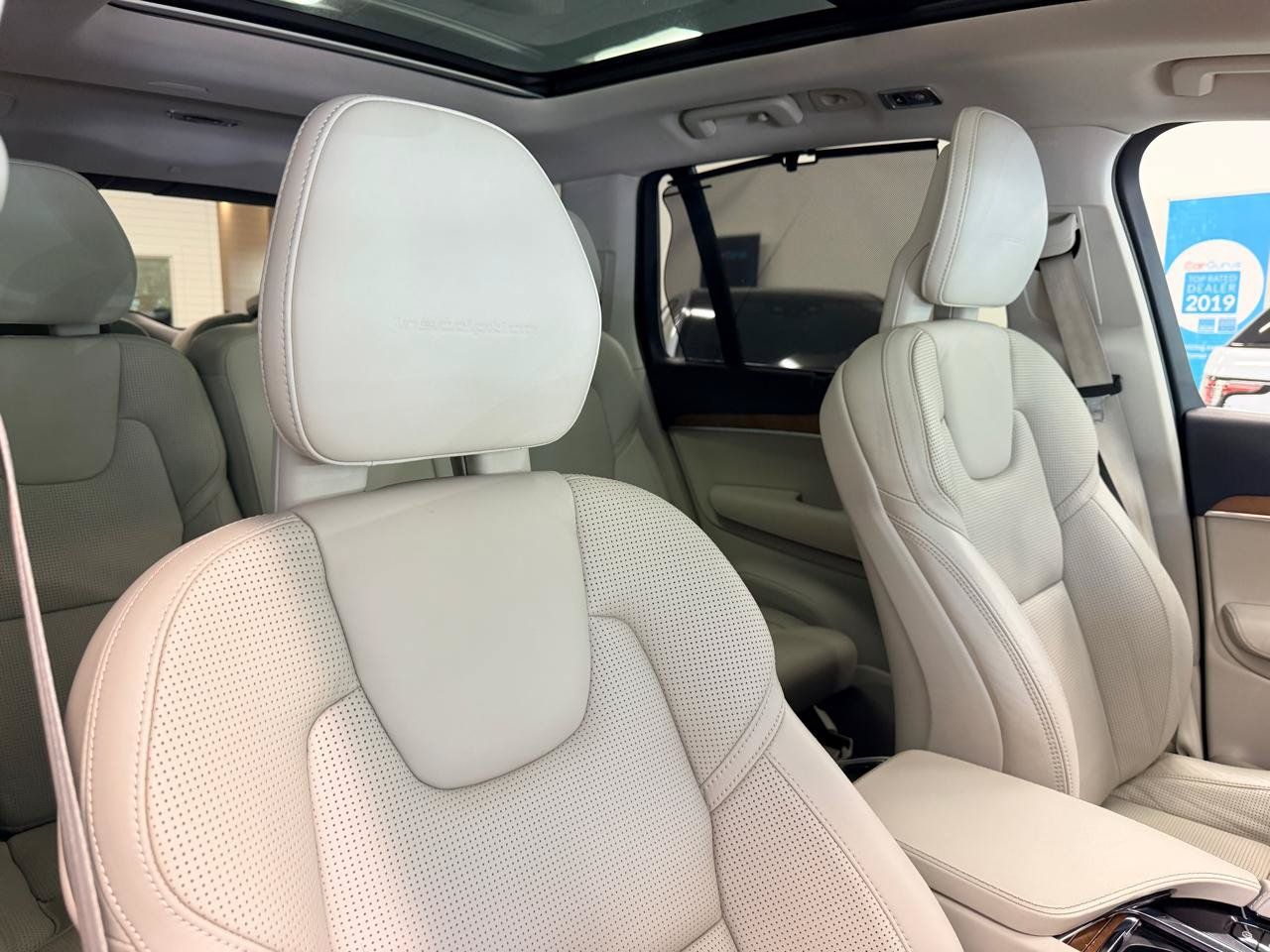Used 2017 Volvo XC90 T6 Inscription w/ Vision Package AWD/4WD image 30