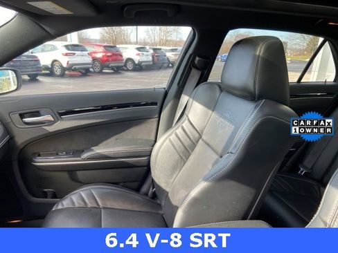 Used 2023 Chrysler 300 C image 30