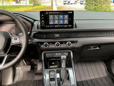 Used 2024 Honda CR-V Sport-L image 9