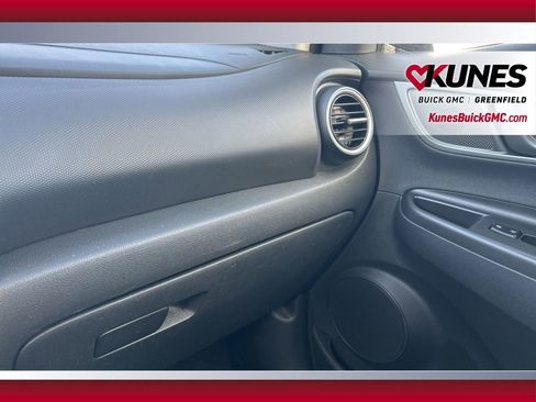 Used 2021 Hyundai Kona SEL image 28