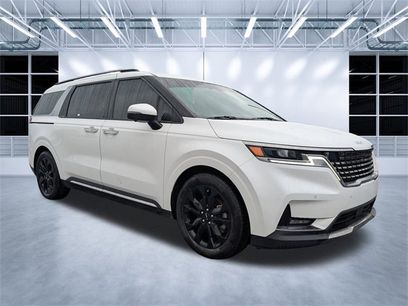 Used 2024 Kia Carnival SX