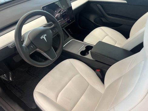Used 2022 Tesla Model 3 RWD image 11