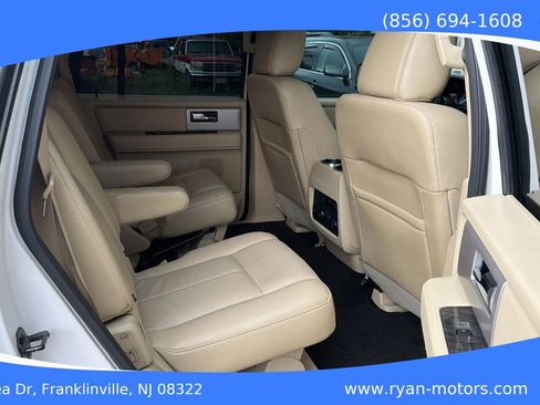 Used 2017 Ford Expedition Limited w/ Equipment Group 301A AWD/4WD image 22