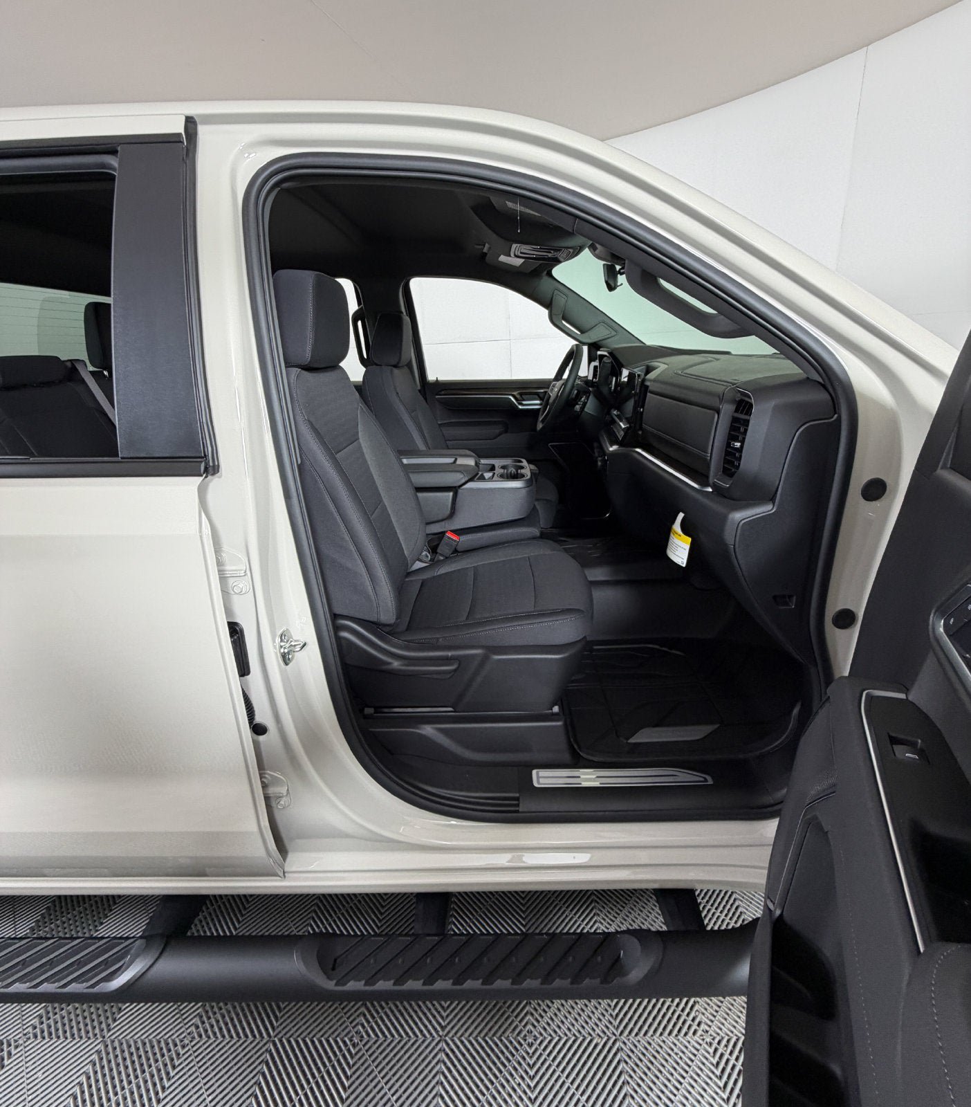New 2026 Chevrolet Silverado 1500 RST w/ RST Select Package AWD/4WD image 6