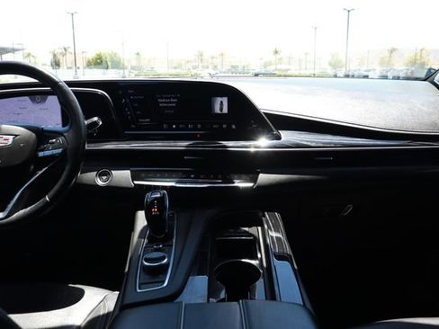 Used 2022 Cadillac Escalade ESV Sport w/ Touring Package AWD/4WD image 20