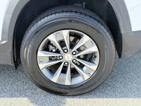 Used 2026 Chevrolet Equinox LT w/ Convenience Package II FWD image 33