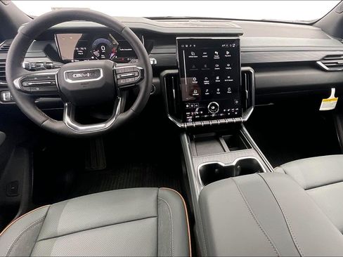 New 2026 GMC Acadia AT4 w/ Luxury Package AWD/4WD image 5