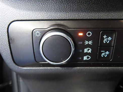 Used 2025 Ford Escape Active AWD/4WD image 18