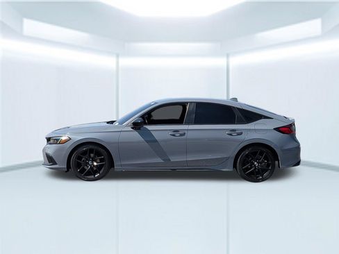 Used 2022 Honda Civic Sport image 2