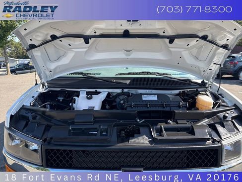 Used 2024 Chevrolet Express 3500 LT w/ LT Preferred Equipment Group image 19