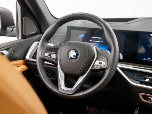 Certified 2025 BMW X5 xDrive40i w/ Premium Package image 10