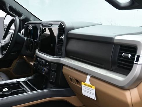 New 2025 Ford F250 XLT w/ Black Appearance Package image 26