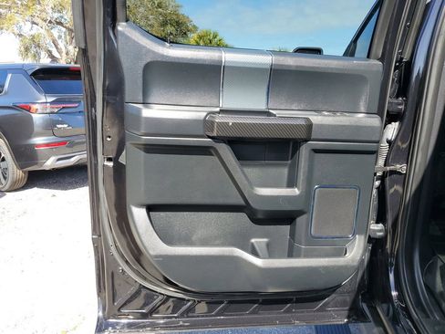 Used 2020 Ford F150 Lariat w/ Equipment Group 502A Luxury image 13