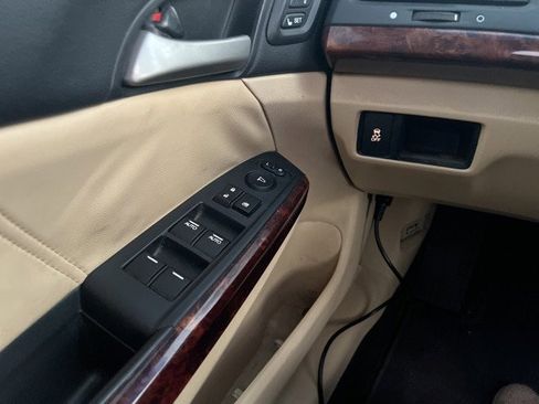 Used 2011 Honda Crosstour EX-L image 4