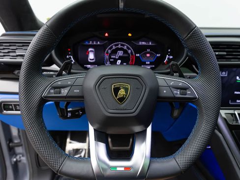 Used 2024 Lamborghini Urus S AWD/4WD image 15