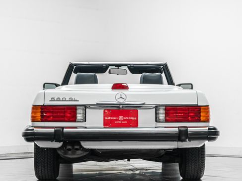 Used 1987 Mercedes-Benz 560 SL image 8