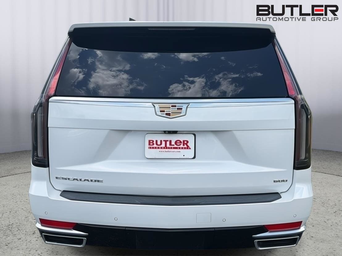 Used 2021 Cadillac Escalade Premium Luxury Platinum RWD image 5