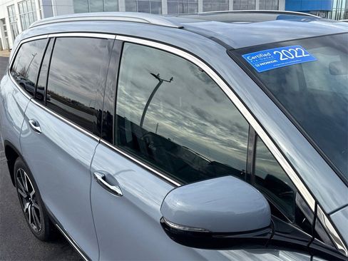Certified 2022 Honda Pilot Touring image 12