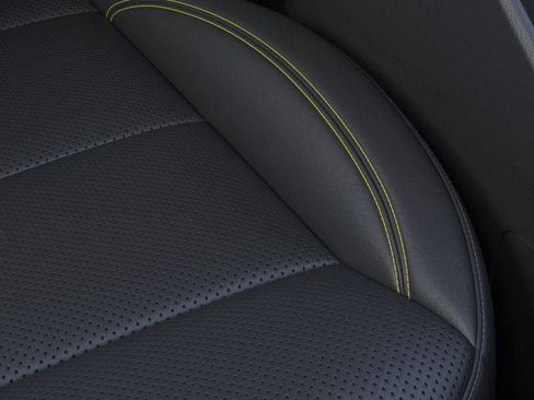 New 2025 Chevrolet Trax ACTIV w/ Driver Confidence Package image 21