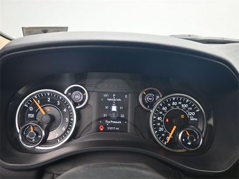 Used 2020 RAM 1500 Big Horn image 13