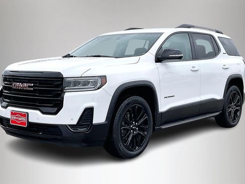 Used 2023 GMC Acadia SLE w/ Driver Convenience Package image 2