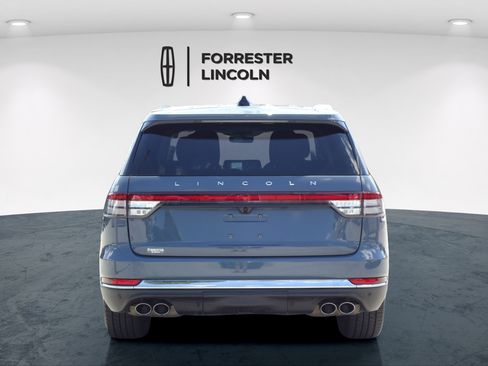Used 2025 Lincoln Aviator Reserve w/ Equipment Group 201A AWD/4WD image 4